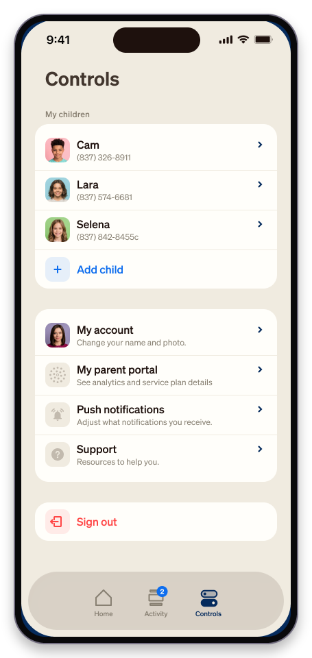 Controls tab in the Cosmo app showing a list of children, My account, My parent portal, Push notifications and Support
